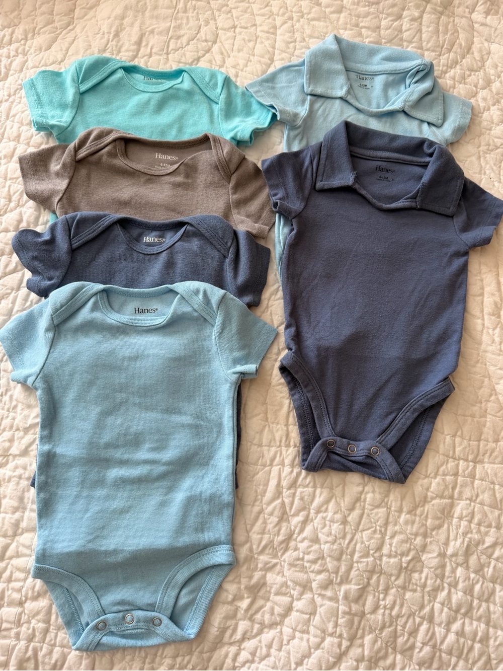 Lot of 6 Hanes baby diapers in excellent condition.✨